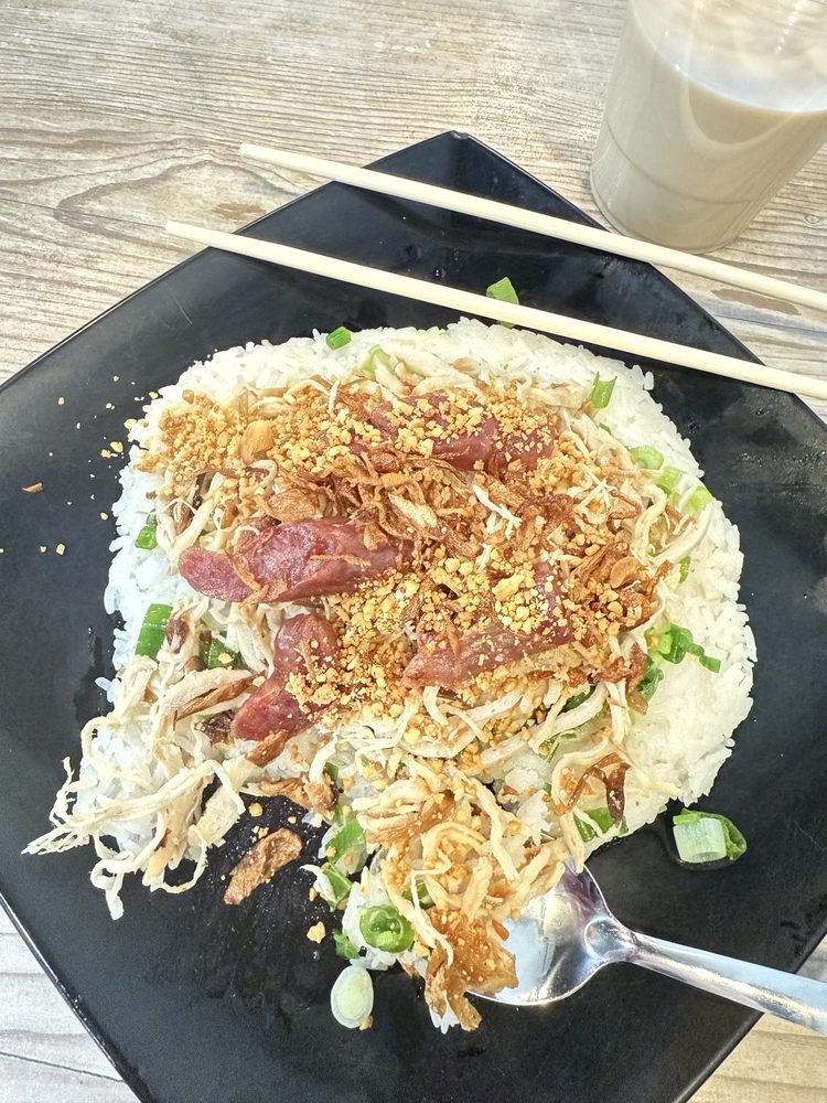 Co Anh Sandwich & Noodle Kitchen