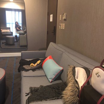 Hutton Hotel - Couch area - Hotels Near Me - Nashville, Tennessee Hutton Hotel - Couch area - Hotels Near Me - Nashville, Tennessee