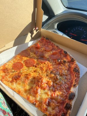 Sabatinos Authentic New York City Pizza by null