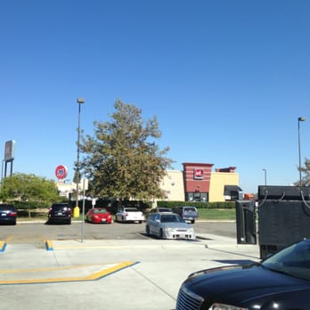Jack in the Box - Drive thru - Fast Food Near Me - Lost Hills, California Jack in the Box - Drive thru - Fast Food Near Me - Lost Hills, California