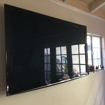 Audiovideoking - 65" Plasma Tv Installation - Home Theatre Installation Near Me - Los Angeles, California