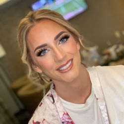 I.M Artistry by Ivonne Mendoza - Glamorous Glam on my gorgeous bride in July 2021
