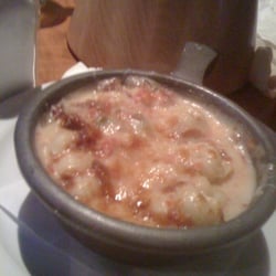 Brick House Tavern + Tap - Mac n' cheese