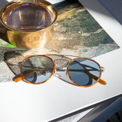 Oliver Peoples