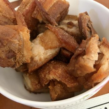 Goldilocks - Lechon Kawali that was definitely reheated that's why it was hard to chew. Wasted my $18.99 - Bakeries Near Me - Las Vegas, Nevada