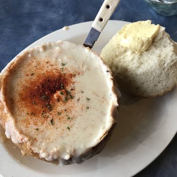 Mo's Seafood & Chowder - Clam chowder in bread bowl! - Seafood Near Me - Florence, Oregon Mo's Seafood & Chowder - Clam chowder in bread bowl! - Seafood Near Me - Florence, Oregon