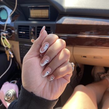 1 Top Nails - simple spooky nails! tom doesn't usually do designs but did AMAAAAZING at these - Nail Salons Near Me - Costa Mesa, California