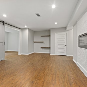 Picture KC - Luxury Real Estate Photoshoot, Leawood Kansas, by Picture KC - Real Estate Photography Near Me Picture KC - Luxury Real Estate Photoshoot, Leawood Kansas, by Picture KC - Real Estate Photography Near Me
