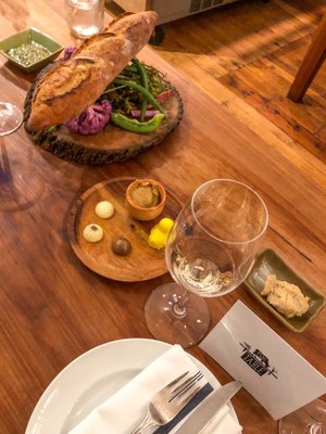 F.L.X. Table by null