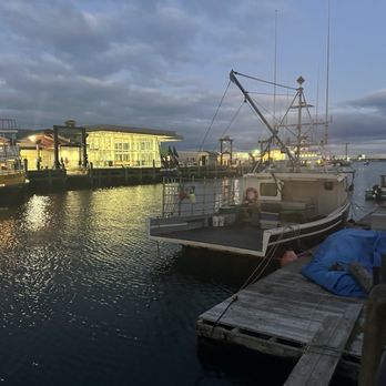 Scales - Exterior view from outdoor dining area - Seafood Near Me - Portland, Maine Scales - Exterior view from outdoor dining area - Seafood Near Me - Portland, Maine