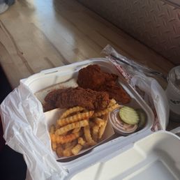 Dave's #1: 2 Tenders w/ Fries