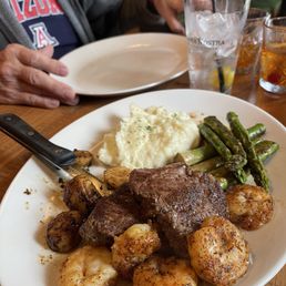Filet Mignon-twin filets, mash potatoes and asparagus
