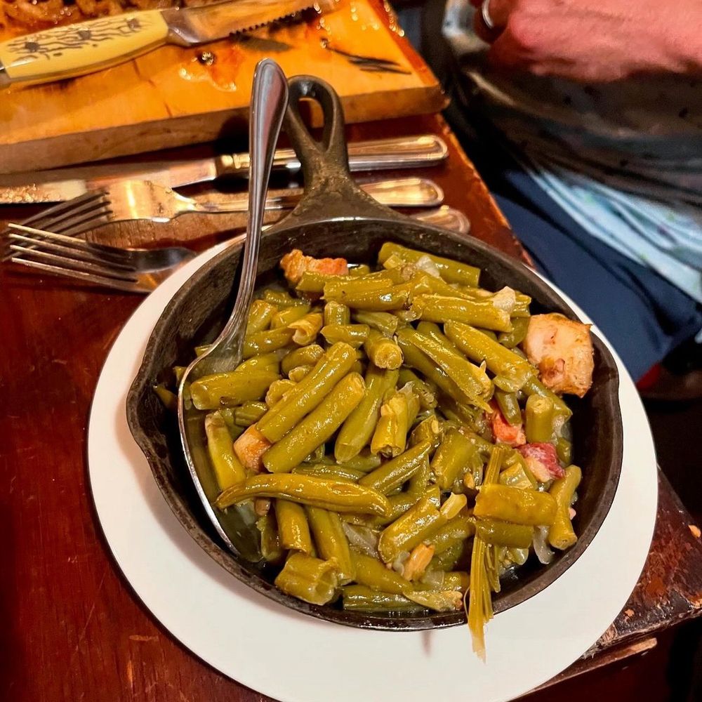 Walt's Hitching Post - Green beans - New American Near Me - Fort Wright, Kentucky Walt's Hitching Post - Green beans - New American Near Me - Fort Wright, Kentucky