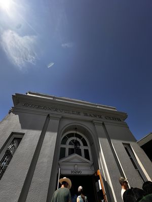 Nimble & Finn's by null