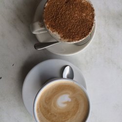 Cafe Redwoods - Flat White and Chai Latte