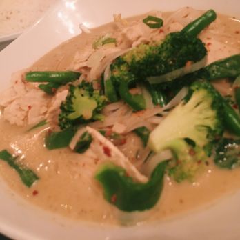 Smiling Banana Leaf - GREEN CURRY NOODLES, $12, 5/5 stars - Thai Near Me - Pittsburgh, Pennsylvania Smiling Banana Leaf - GREEN CURRY NOODLES, $12, 5/5 stars - Thai Near Me - Pittsburgh, Pennsylvania