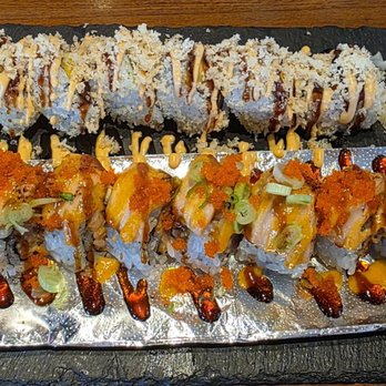 White Crane Retro Thai & Sushi - Holocron below Salmon crunch above - Thai Near Me - Naperville, Illinois White Crane Retro Thai & Sushi - Holocron below Salmon crunch above - Thai Near Me - Naperville, Illinois
