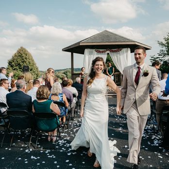Saz's Catering Lake Country - Photo courtesy of Maria Campbell Photography - Caterers Near Me - Pewaukee, Wisconsin Saz's Catering Lake Country - Photo courtesy of Maria Campbell Photography - Caterers Near Me - Pewaukee, Wisconsin