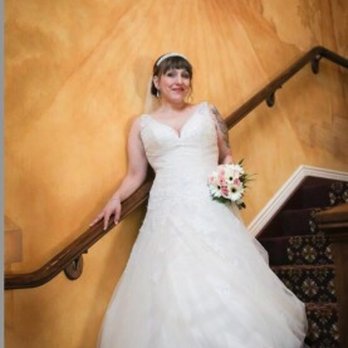 Dash Markets - The size, quality and pop of color I requested. My bouquet was a fabulous accessory. - Grocery Near Me - Buffalo, New York