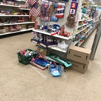 Dollar Tree - Discount Store Near Me - Bloomfield, Connecticut