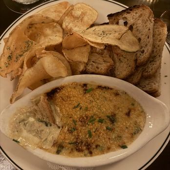 Brasserie Byronz - Crawfish & Spinach Gratin - Brasseries Near Me - Baton Rouge, Louisiana Brasserie Byronz - Crawfish & Spinach Gratin - Brasseries Near Me - Baton Rouge, Louisiana