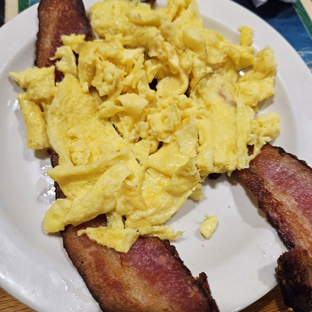 Beach Break Cafe - Egg and bacon - Breakfast & Brunch Near Me - Oceanside, California Beach Break Cafe - Egg and bacon - Breakfast & Brunch Near Me - Oceanside, California