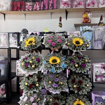 Flowers By Maria - They always have money bouquets available! - Florists Near Me - Westminster, California Flowers By Maria - They always have money bouquets available! - Florists Near Me - Westminster, California