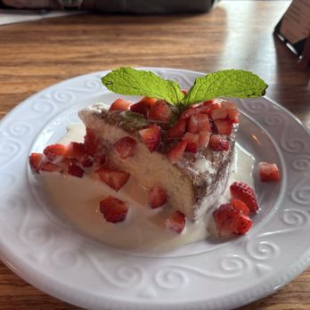 Caadxi Mezcaleria - Tres Leches cake - Mexican Near Me - Redmond, Washington Caadxi Mezcaleria - Tres Leches cake - Mexican Near Me - Redmond, Washington