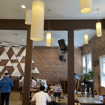Kaleidoscope Coffee - Store vibe - Cafes Near Me - Richmond, California