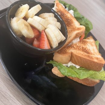 Cafe54 - Chicken salad sandwich with fruit - Breakfast & Brunch Near Me - Ashland, Virginia Cafe54 - Chicken salad sandwich with fruit - Breakfast & Brunch Near Me - Ashland, Virginia