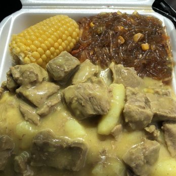 Mamas Island Flava - Kale Mamoe (Lamb Curry) under a bed of rice with a side of sapasui and corn. - Food Trucks Near Me Mamas Island Flava - Kale Mamoe (Lamb Curry) under a bed of rice with a side of sapasui and corn. - Food Trucks Near Me