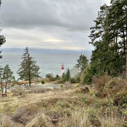 Sheringham Point Lighthouse - Coming down the trail