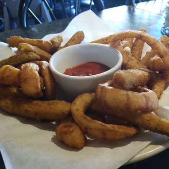 A-Town Diner - Sampler of zucchini, onion rings, mozzarella sticks - Breakfast & Brunch Near Me - Atascadero, California A-Town Diner - Sampler of zucchini, onion rings, mozzarella sticks - Breakfast & Brunch Near Me - Atascadero, California