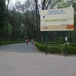 Parque de los Venados - La esquina del Parque Francisco Villa de Municipio Libre con División del Norte