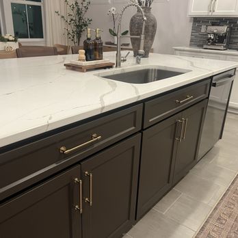 Essential Cabinet Painting - Painters Near Me Essential Cabinet Painting - Painters Near Me