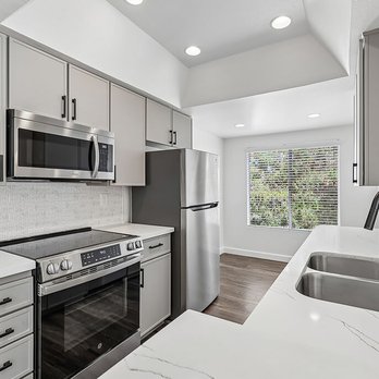 The Resort at Encinitas - Apartments Near Me - Encinitas, California The Resort at Encinitas - Apartments Near Me - Encinitas, California