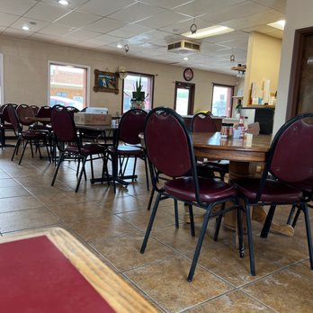 Alejandra's Mexican Restaurant - Dining room - Mexican Near Me - Wilder, Idaho Alejandra's Mexican Restaurant - Dining room - Mexican Near Me - Wilder, Idaho