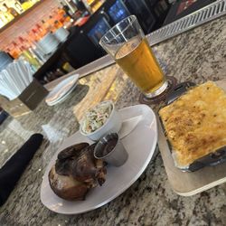 McCray's Tavern West Village - Smoke chicken with cole slaw and mac & cheese