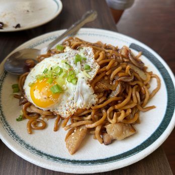 Chloe’s Kitchen - Garlic Fried Noodle with Fried Pork Belly - Asian Fusion Near Me - Santa Cruz, California Chloe’s Kitchen - Garlic Fried Noodle with Fried Pork Belly - Asian Fusion Near Me - Santa Cruz, California