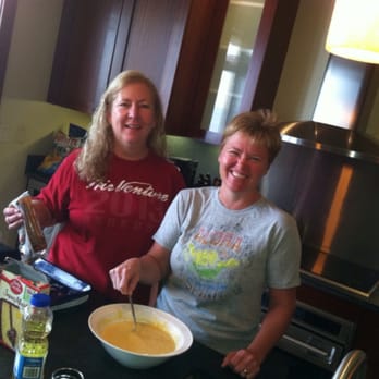 Beach Villas at Ko Olina - Loved the kitchen: making pineapple upside down cake. Yum!!! - Resorts Near Me - Kapolei, Hawaii