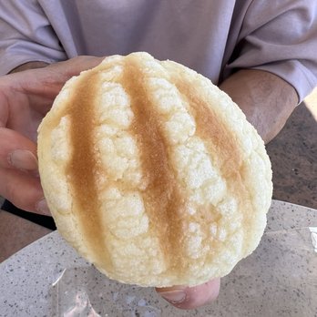 Brug Bakery - Kahala - Melon Pan - Desserts Near Me - Honolulu, Hawaii Brug Bakery - Kahala - Melon Pan - Desserts Near Me - Honolulu, Hawaii