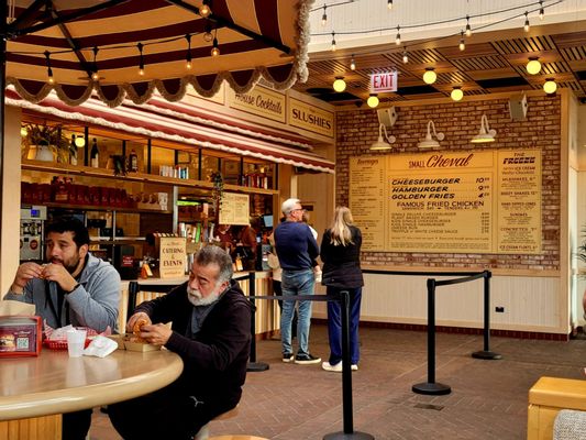 Small Cheval- Rosemont by null