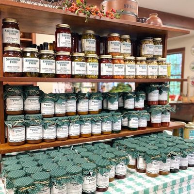 Saunderskill Farms by null