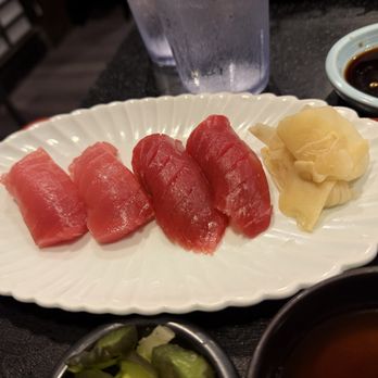 Yohei Sushi Restaurant - Sushi Bars Near Me - Honolulu, Hawaii