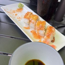 Candy Crush Sushi Roll...Ooops, starting filling our pie holes before I remembered to take pics! Candy Crush Sushi Roll...Ooops, starting filling our pie holes before I remembered to take pics!