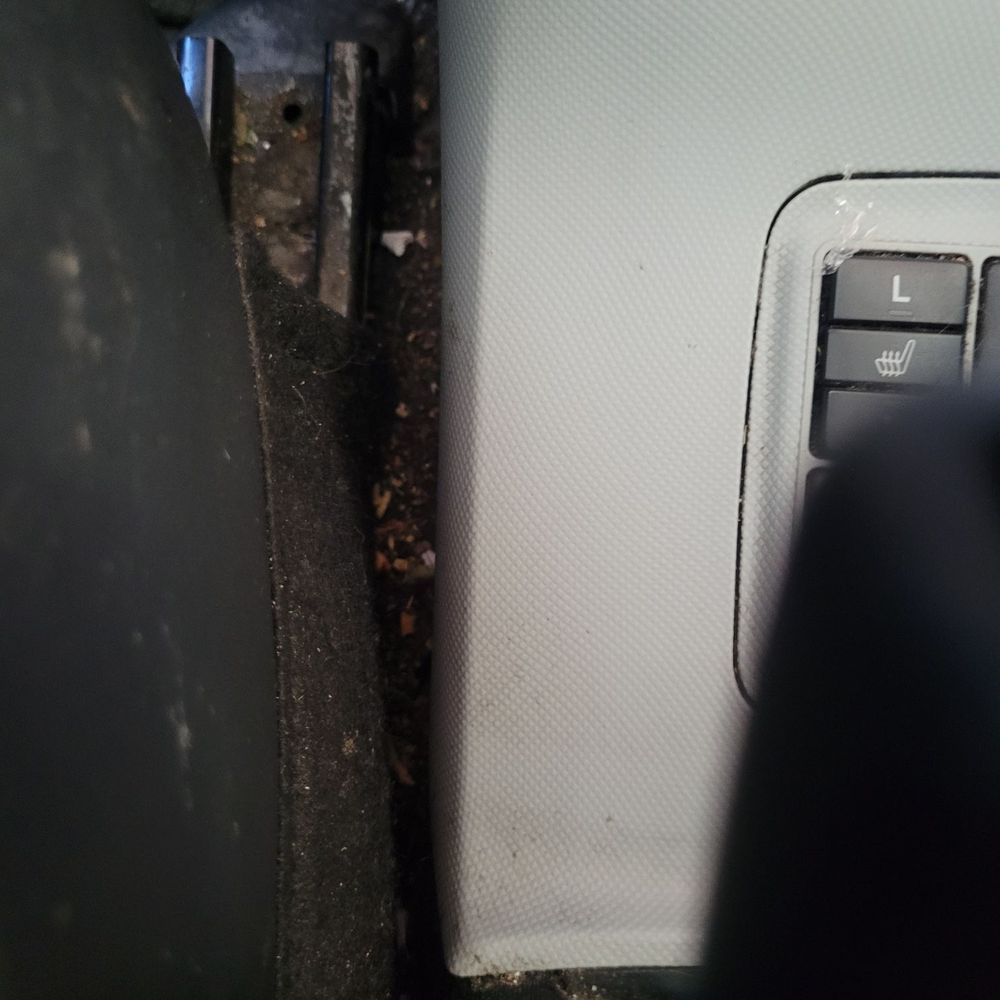 Pacific Auto Spa - No vacuuming done between the car seats ($33 car wash). - Car Wash Near Me - Whittier, California Pacific Auto Spa - No vacuuming done between the car seats ($33 car wash). - Car Wash Near Me - Whittier, California
