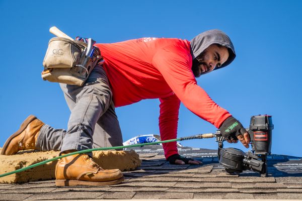 Texas Wholesale Roofing Logo
