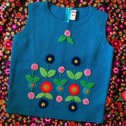 Shangri-La Vintage - Soooooo looking forward to spring! 60s floral wool knit top
#shangrilavintagechicago