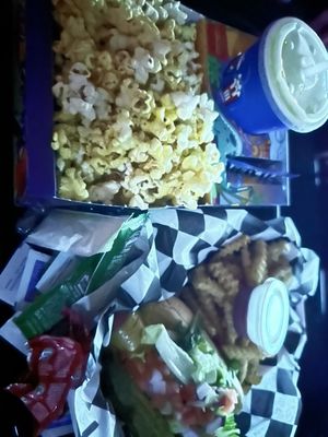 Marcus Oakdale Cinema by null