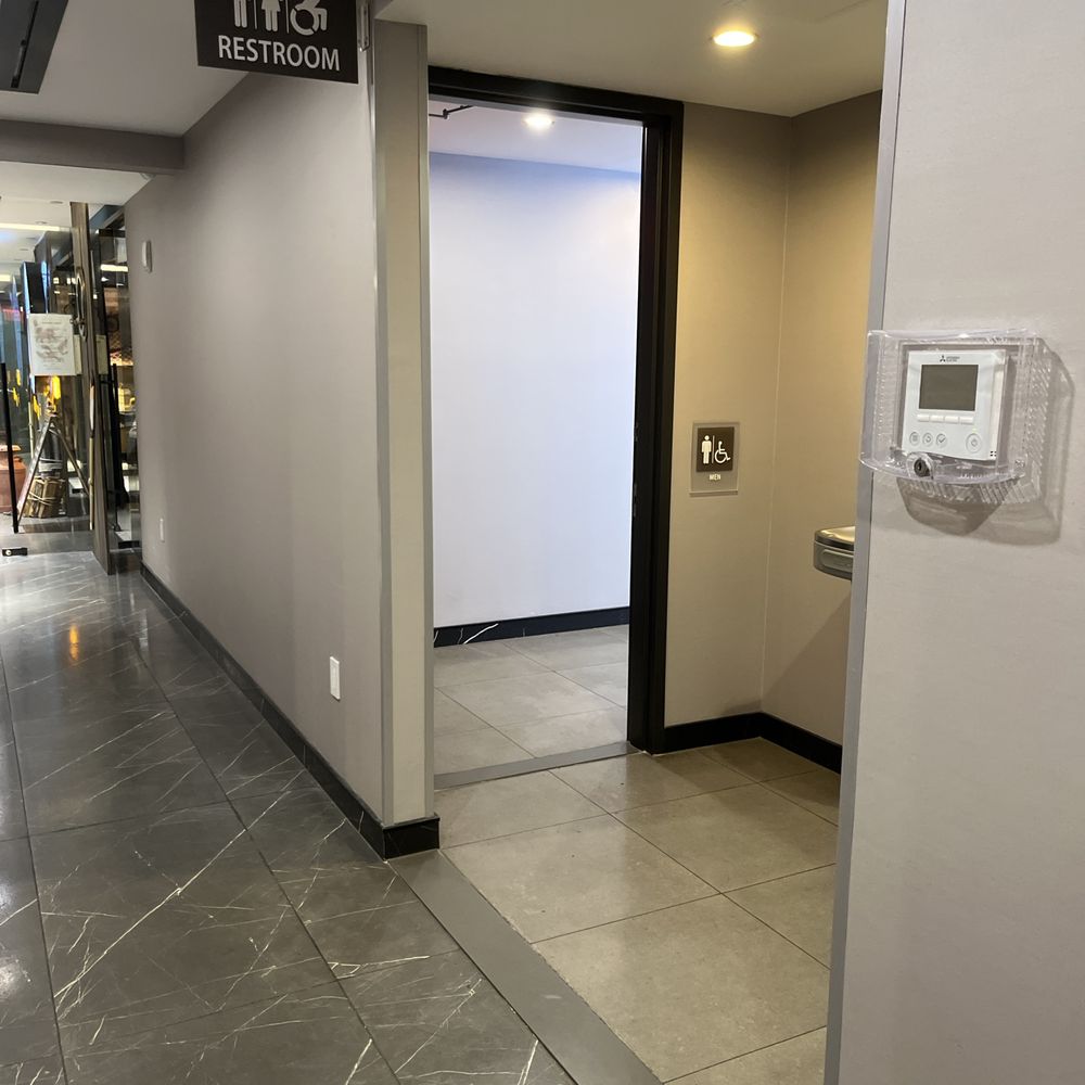 Four Points by Sheraton - Hotels Near Me - Flushing, New York Four Points by Sheraton - Hotels Near Me - Flushing, New York